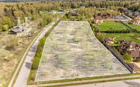 Участок 110.82 сот. в охраняемом поселке