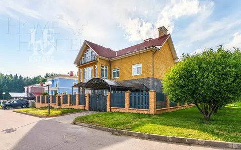 3-этажный коттедж 500 м² с отделкой