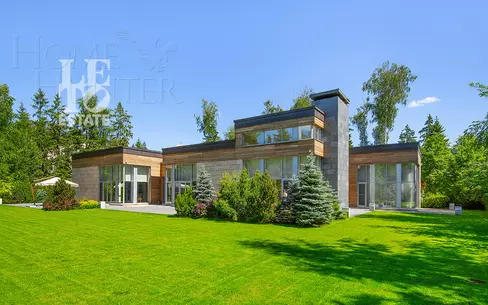 1-этажный коттедж 650 м² с отделкой