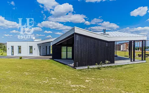 1-этажный коттедж 350 м² с отделкой