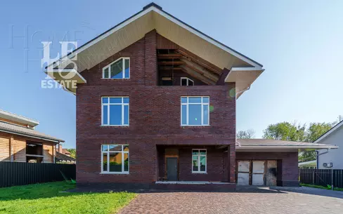 2-этажный коттедж 500 м² без отделки