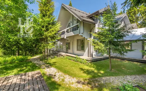 2-этажный коттедж 400 м² с отделкой