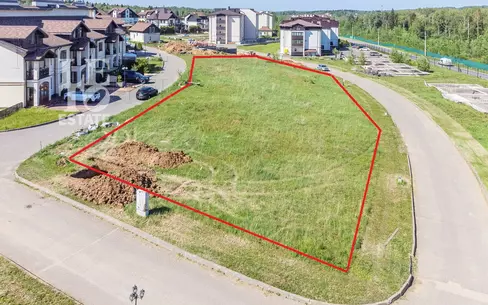 Участок 30.3 сот. в охраняемом поселке