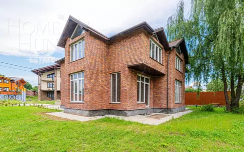 2-этажный коттедж 398.2 м² без отделки