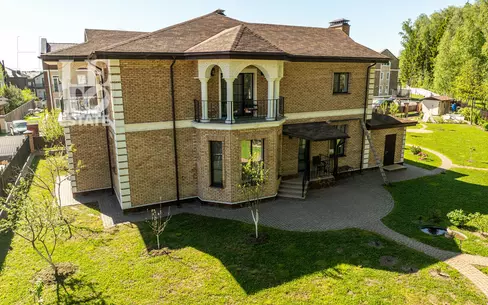 2-этажный коттедж 310.2 м² с отделкой