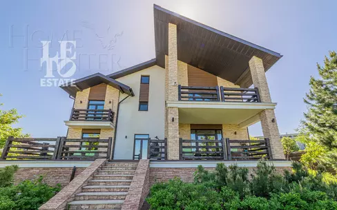 2-этажный коттедж 702.5 м² с отделкой