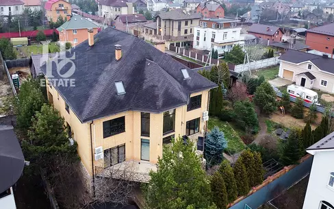 2-этажный коттедж 550 м² с отделкой