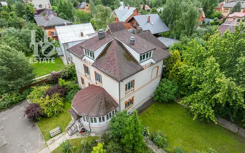 2-этажный коттедж 387.2 м² с отделкой