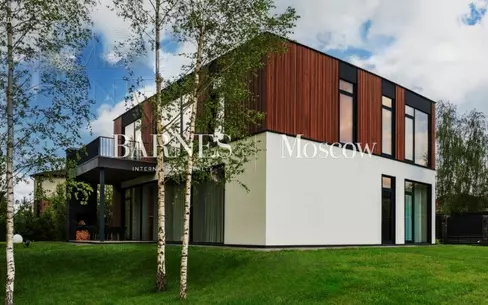 2-этажный коттедж 390.5 м² с отделкой