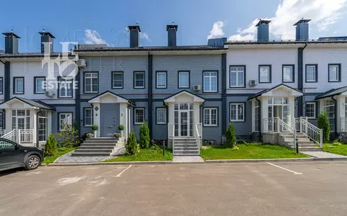 2-этажный таунхаус 286.7 м² с отделкой