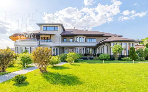 2-этажный коттедж 1 150 м² с отделкой