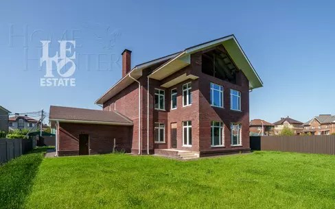 2-этажный коттедж 500 м² без отделки