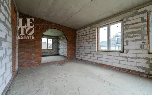 2-этажный коттедж 500 м² без отделки