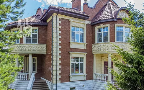 2-этажный коттедж 650 м² с отделкой