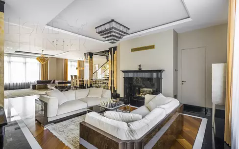 2-этажный коттедж 1 000 м² с отделкой