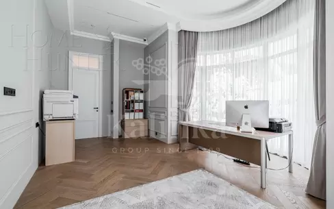 2-этажный коттедж 500 м² с отделкой