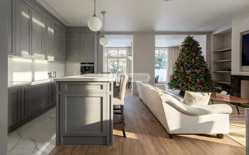 3-этажный таунхаус 290 м² с отделкой