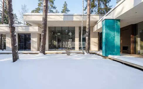 1-этажный коттедж 853 м² без отделки