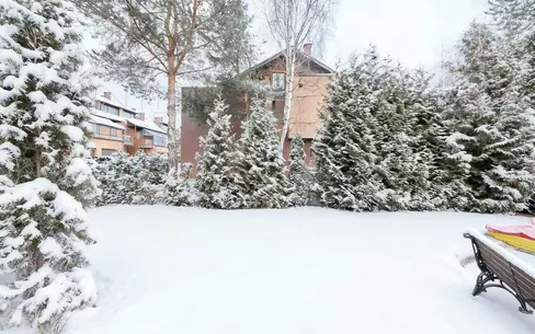 2-этажный таунхаус 400 м² без отделки