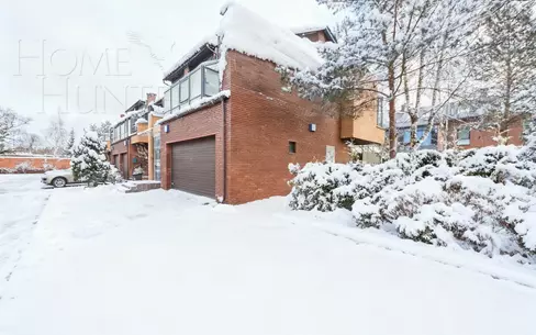 2-этажный таунхаус 400 м² без отделки