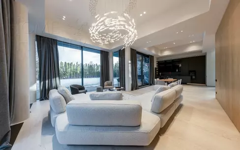 2-этажный коттедж 663 м² с отделкой