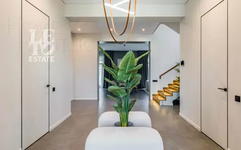 2-этажный коттедж 324 м² с отделкой