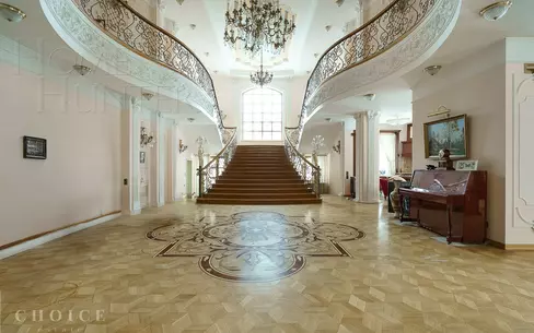 2-этажный коттедж 675 м² с отделкой