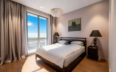 2-УРОВНЕВЫЕ АПАРТАМЕНТЫ С ОТДЕЛКОЙ 282.2 М² НА 6 ЭТАЖЕ