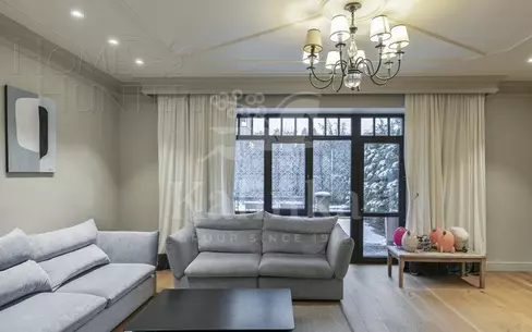 3-этажный таунхаус 251 м² с отделкой