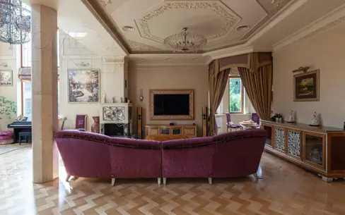 2-этажный коттедж 900 м² с отделкой