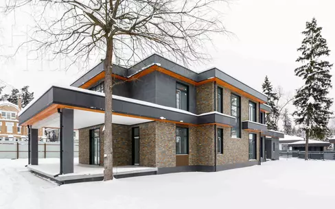 2-этажный коттедж 360 м² без отделки