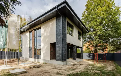 2-этажный коттедж 230 м² без отделки