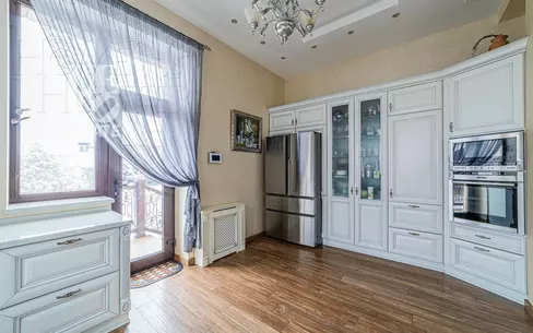 2-этажный коттедж 800 м² с отделкой