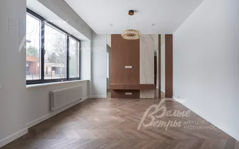 2-этажный коттедж 323 м² с отделкой