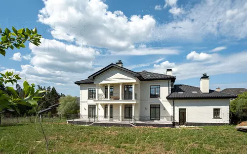 2-этажный коттедж 610 м² с отделкой