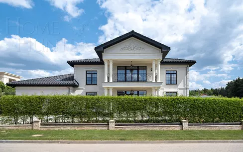 2-этажный коттедж 610 м² с отделкой