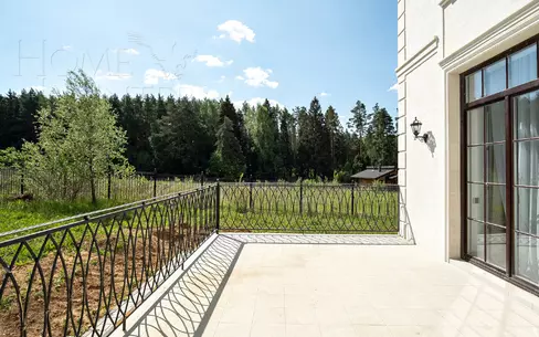 2-этажный коттедж 610 м² с отделкой