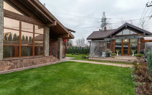 2-этажный коттедж 230 м² с отделкой