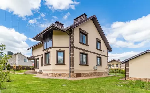 2-этажный коттедж 370 м² с отделкой