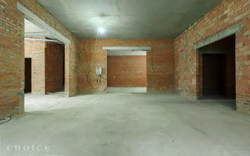 2-этажный таунхаус 940 м² без отделки