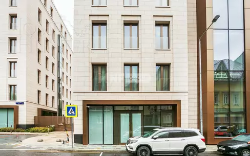 2-комн. кв., 80.6 м², 1/7 этаж