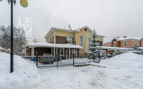 2-этажный таунхаус 209.2 м² с отделкой