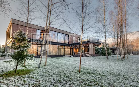 2-этажный коттедж 627.5 м² с отделкой