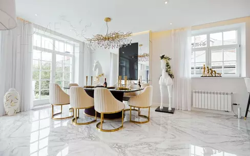 3-этажный коттедж 550 м² с отделкой