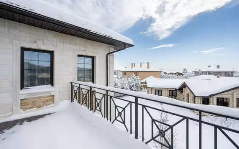 2-этажный коттедж 595 м² с отделкой