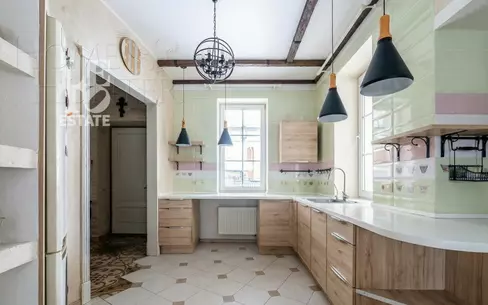 2-этажный таунхаус 209.2 м² с отделкой