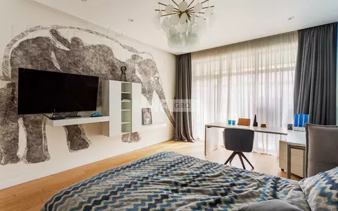 3-КОМН. КВАРТИРА С ОТДЕЛКОЙ 142.1 М² НА 3 ЭТАЖЕ