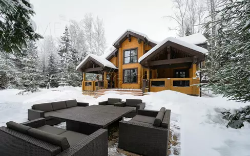 2-этажный коттедж 305 м² с отделкой