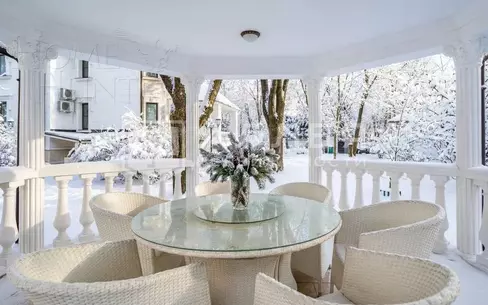 2-этажный коттедж 450 м² с отделкой