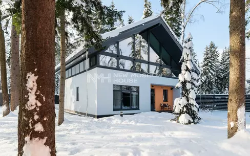 2-этажный коттедж 211 м² с отделкой